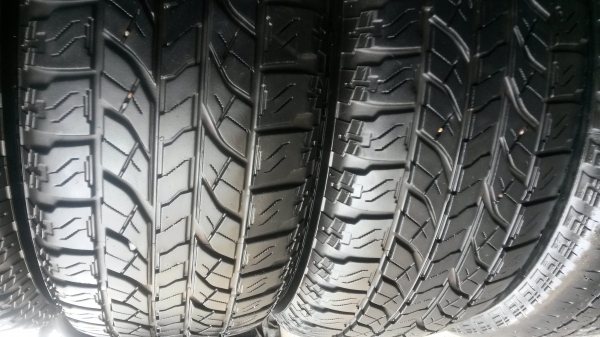 YOKOHAMA265/60/18 ปี13 4เส้น ดอกat