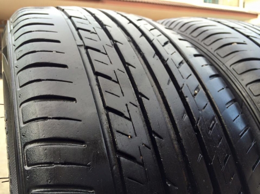 ยาง\% 195/50/15 ปี13 Deestone ชุด4เส้น 3,200.฿*ดอกเยอะ เต็มสวย ไม่มีกินข้าง