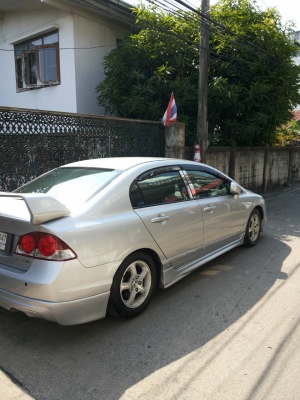 HONDA CIVIC 1.8 I-VTEC ปี06 เกียร์ AUTO วิ่ง 9 หมื่นโล tel.081-427-3941 ไอดีไลน์ autobot107 HONDA CIVIC 1.8 I-VTEC ปี06 เกียร์ AUTO วิ่ง 9 หมื่นโล tel.081-427-3941 ไอดีไลน์ autobot107