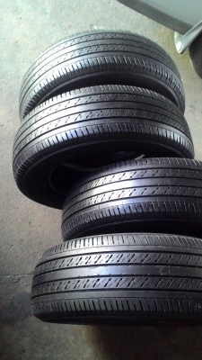 215/65R16 DUNLOP SP LT37 ปี2013 ชุด 4 เส้น tel.081-427-3941 ไอดีไลน์ autobot107 215/65R16 DUNLOP SP LT37 ปี2013 ชุด 4 เส้น tel.081-427-3941 ไอดีไลน์ autobot107