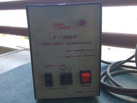 หม้อแปลงไฟ 100/110v ขนาด 1500w ของ SIAM NEOLINE รุ่น F1500