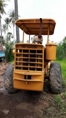 ขายรถตักล้อยาง KOMATSU JH60 เลี้ยวเอวอ่อน ราคา 350000