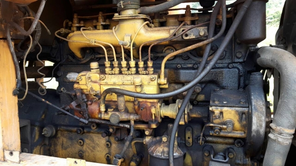 ขายรถตักล้อยาง KOMATSU JH60 เลี้ยวเอวอ่อน ราคา 350000