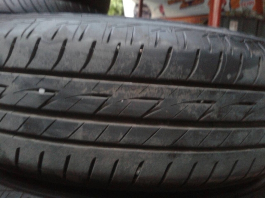 175/65R15 ใหม่ๆ ปี2015 ยาง BRIDGESTONE tel.081-427-3941 ไิอดีไลน์ autobot107 175/65R15 ใหม่ๆ ปี2015 ยาง BRIDGESTONE tel.081-427-3941 ไิอดีไลน์ autobot107