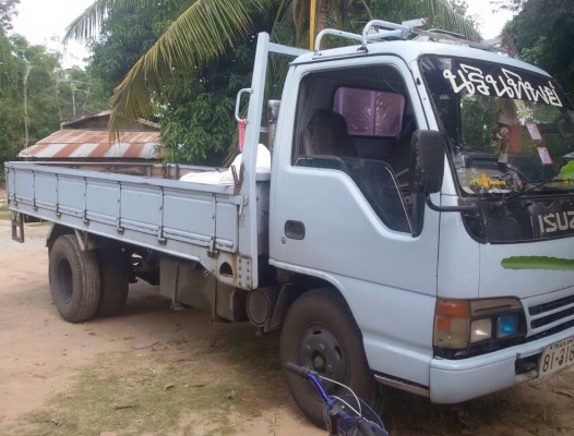 ขายหกล้อ 325,000บ อีซูชุ NPR120ปี39 ช่วงยาว4.30ม พร้อมใช้งาน ทะเบียนพร้อมโอน