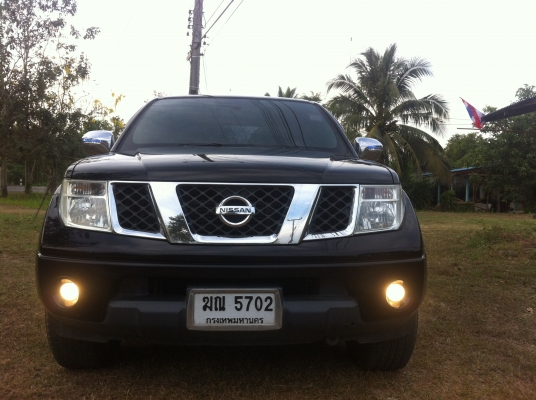 Nissan NAVARA 4ประตูปี 2553 2.5 Eco ตัวสูงคาลิเบอร์ สีดำ เดิมๆทั้งคัน ประหยัดน้ำมัน แรงเหลือเฟือ(325000)