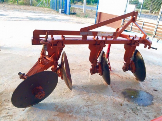 ขายผาน 3 ใบ 26 สภาพพร้อมใช้ไม่มีรอยเชื่อมรอยหัก  ใบเต็มลูกปืนแน่นๆรับประกันไม่มีผิดหวัง