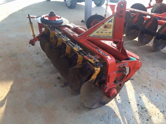 ขายผานพรวน6ใบ 22 สภาพพร้อมใช้ไม่มีรอยเชื่อมรอยหัก  ใบเต็มลูกปืนแน่นๆรับประกันไม่มีผิดหวัง