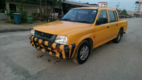 กระบะมิตซู 4ประตู สตาด้า L200 กระบะมิตซู 4ประตู สตาด้า L200