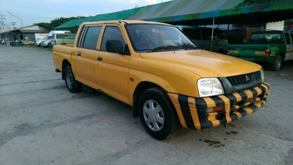 กระบะมิตซู 4ประตู สตาด้า L200 กระบะมิตซู 4ประตู สตาด้า L200