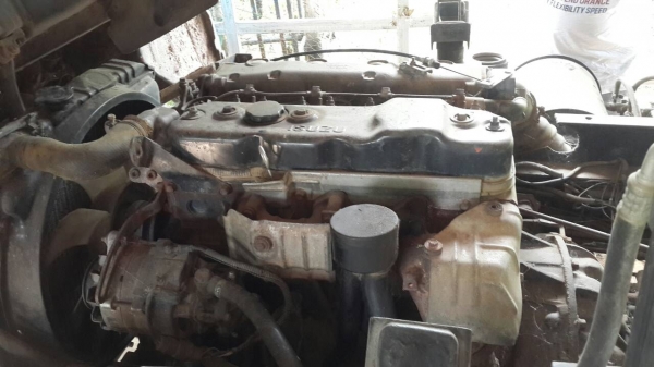 ขายหกล้อดั้ม NPR 115แรง เฟืองท้าย Fหน้าหลัง เครื่องเกียร์ดี เกียร์ ROCK พ่วงมาลัยเพาเวอร์  เป็นเกียร์ยาว เข้าง่าย สภาพพร้อมใช้งาน