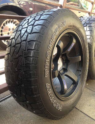ล้อTE37 ขอบ18 พร้อมยาง Mickey thompson 265 60 18 กลางปี12 ดอกเต็ม ราคาไม่แพง