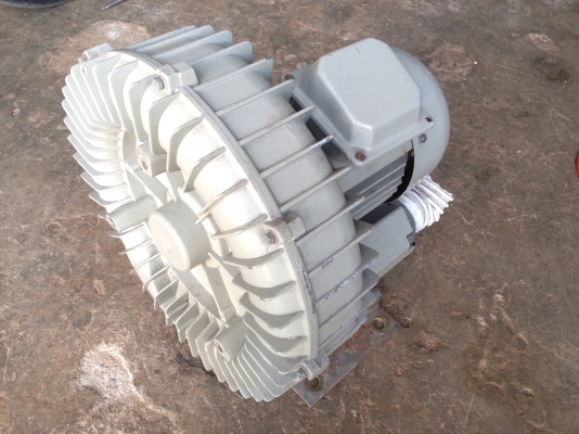 ขายริงโบวเวอร์ ดูด-เป่า ขนาด 2HP. 380V ของจีน สภาพสวยมากเดิมๆวิ่งนิ่ม พร้อมใช้งาน ขายถูกครับ