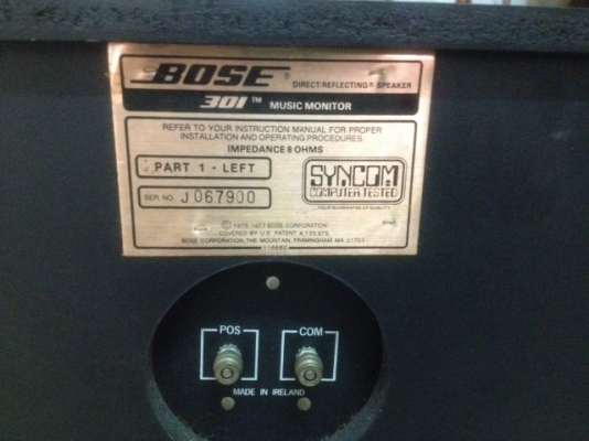 BOSE 301 เเท้ๆ ของมาจากญี่ปุ่นเดิมๆขอบขาดต้องเปลี่ยนสภาพตามรูปครับ