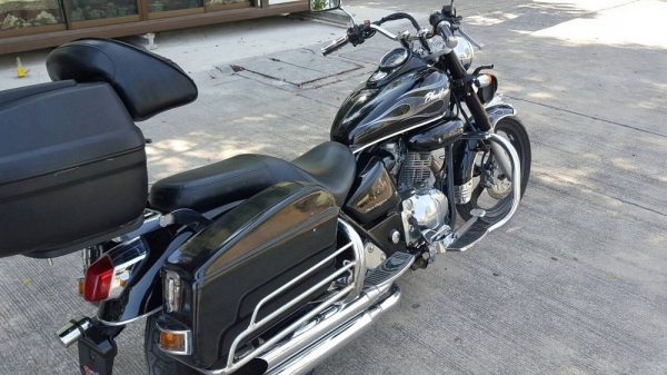 HONDA PHANTOM 200CC รถปี52วิ่ง1xxxxโล ลายไฟใหญ่ตัวสุดท้าย รถบ้านสภาพป้ายแดงไม่ค่อยได้ใช้งาน