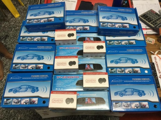 ขายเหมา กล้องมองหลัง+จอ LCD 5ชุด+เซนเซอร์ถอยหลัง9ชุด เพียง 7,000 บาท ขายเหมา กล้องมองหลัง+จอ LCD 5ชุด+เซนเซอร์ถอยหลัง9ชุด เพียง 7,000 บาท
