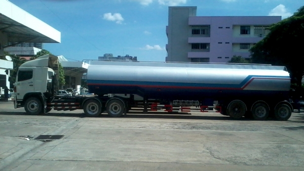 ขาย หัวHINO380 ซีรีส์500 ยูโรทรี ปี 52 พร้อมแท็งค์น้ำมัน 40,000 ลิตร