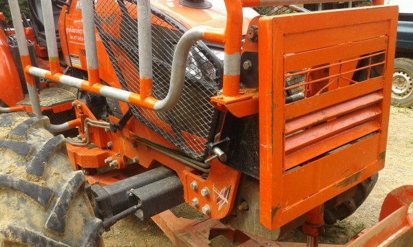 รถไถ KUBOTA M9540  2 เพลา.  ( รถสวย มากๆ. )  ,  ( รถทำงาน 1,xxx ชม. )   สนใจติดต่อ  081 - 6079515
