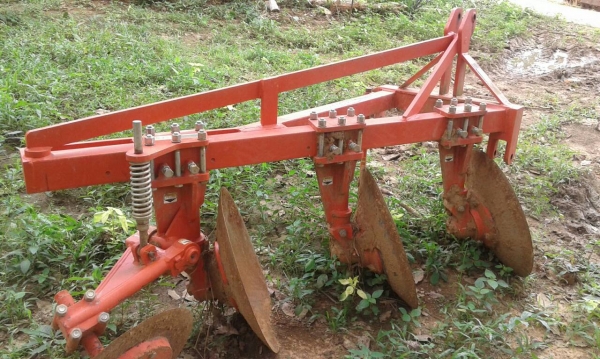 รถไถ KUBOTA M9540  2 เพลา.  ( รถสวย มากๆ. )  ,  ( รถทำงาน 1,xxx ชม. )   สนใจติดต่อ  081 - 6079515