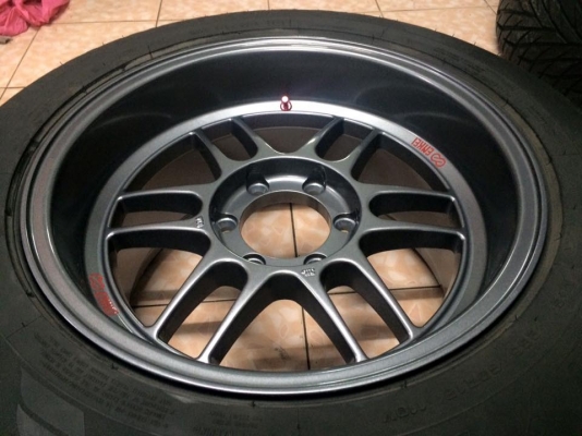 แม็กใหม่แกะกล่อง Rpf1 18"9.5-10.5 พร้อมยางงงง