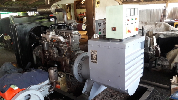 เครื่องปั่นไฟแคท