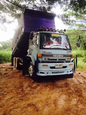 ขาย ISUZU 195  นางฟ้า 22 ล้อดัมพ์ 1,300,000