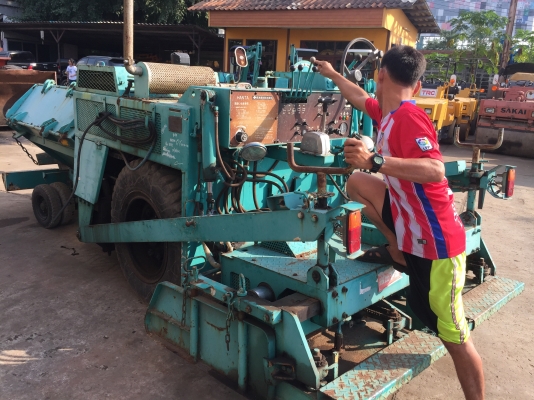 ขายด่วนรถปูยางขนาด2.5เมตรSUMITOMO HA25W เก่าญี่ปุ่น เอกสารแจ้งจำหน่าย