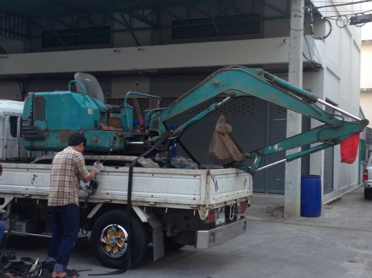 ขายแบ็คโฮ โกเบโก้ sk25 เก่านอกครับ