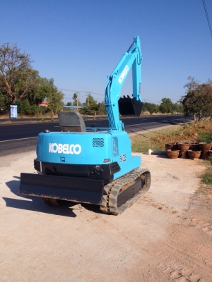 ขายแบ็คโฮ โกเบโก้ sk25 เก่านอกครับ