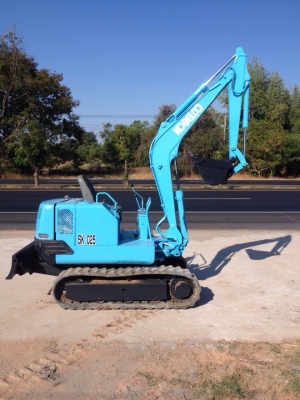 ขายแบ็คโฮ โกเบโก้ sk25 เก่านอกครับ