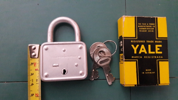 ขายแม่กุญแจYALE Made in Germany. ขนาด45 mm.