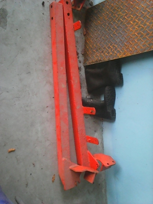 ขายชุดดันหน้ารถไถคูโบต้า L4508 คานบนครบชุดสวยๆ