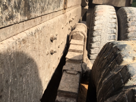 รถฮีโน่ 10 ล้อดั๊ม FM3M  240 แรงม้า ปี 38.    สนใจติดต่อ  081 - 6079515