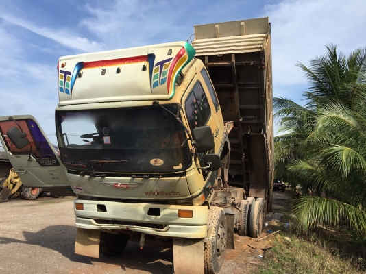 รถฮีโน่ 10 ล้อดั๊ม FM3M  240 แรงม้า ปี 38.    สนใจติดต่อ  081 - 6079515