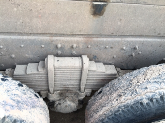 รถฮีโน่ 10 ล้อดั๊ม FM3M  240 แรงม้า ปี 38.    สนใจติดต่อ  081 - 6079515