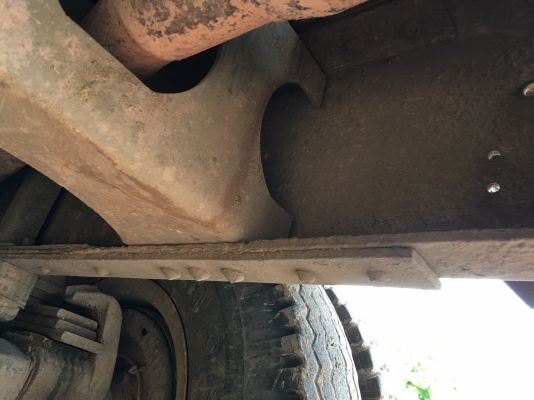 รถฮีโน่ 10 ล้อดั๊ม FM3M  240 แรงม้า ปี 38.    สนใจติดต่อ  081 - 6079515