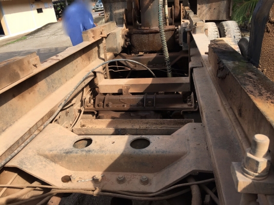 รถฮีโน่ 10 ล้อดั๊ม FM3M  240 แรงม้า ปี 38.    สนใจติดต่อ  081 - 6079515