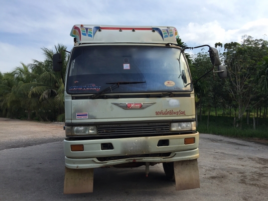 รถฮีโน่ 10 ล้อดั๊ม FM3M  240 แรงม้า ปี 38.    สนใจติดต่อ  081 - 6079515