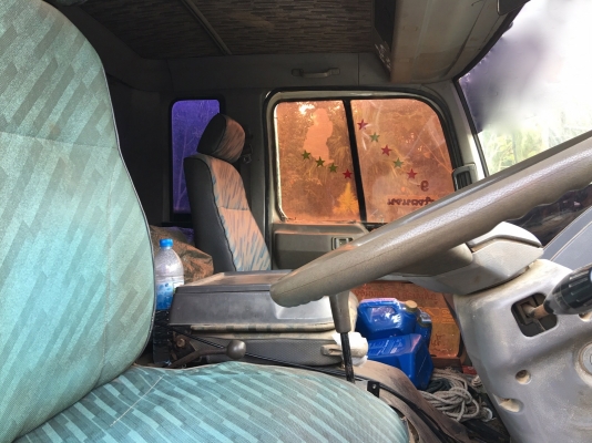 รถฮีโน่ 10 ล้อดั๊ม FM3M  240 แรงม้า ปี 38.    สนใจติดต่อ  081 - 6079515