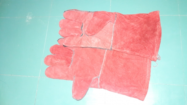 ขายถุงมือหนังแท้กันความร้อนได้เหมาะงานเชื่อม