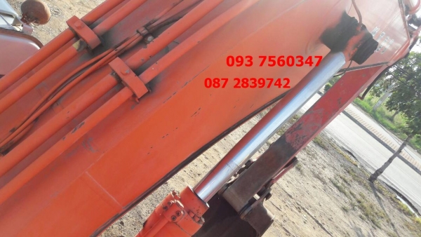 ขายรถแบคโฮ Hitachi ex 200-2