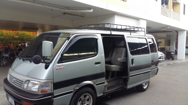 ฝากขายรถตู้โตโยต้าหัวจรวด ปี95 สีเขียวหยก
เครื่องเดิมดีเซล 2500 รหัส2L เกียร์ธรรมดา