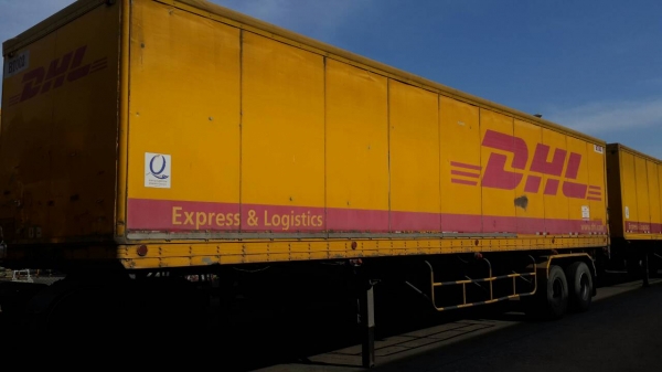 ขายด่วนหางตู้มีลิปหลังยาว12.50เมตร2เพลาCTVสภาพสวยมาก