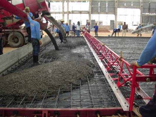 เครื่องกวาดหน้าปูน งานเทพื้นคอนกรีต เครื่องกวาดหน้าปูน งานเทพื้นคอนกรีต