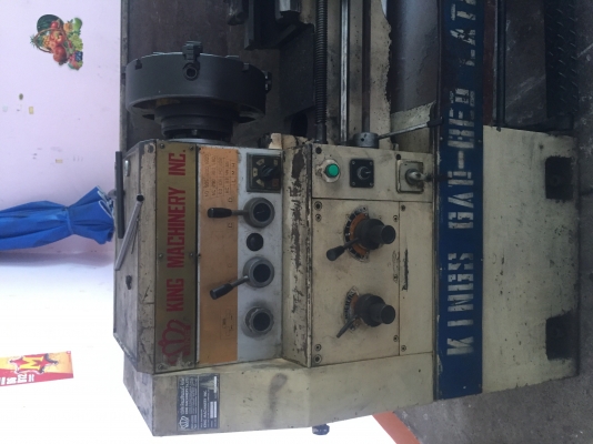 ขายเครื่องกลึง5ฟุตนิ้วมิลไม่เปลี่ยน3เพลามีเบรคไฟ3เฟสพร้อมใช้