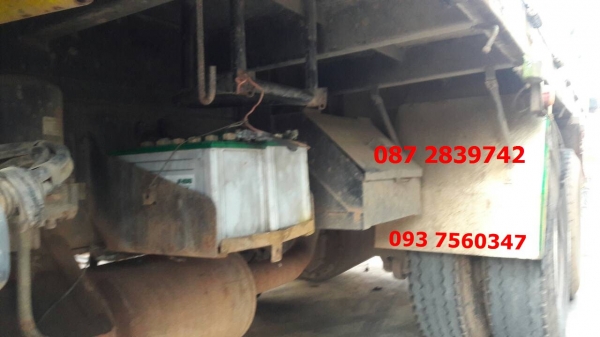 ขายรถบรรทุกไม่ดั้มพ์พ่วงแม่-ลูก 3 คาน 22 ล้อ