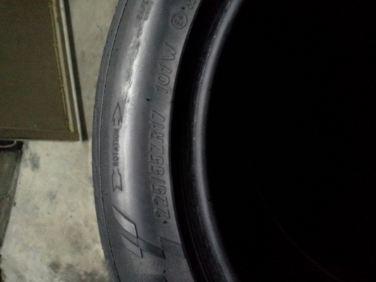 ยาง Maxsis 225/55-17   1ชุด