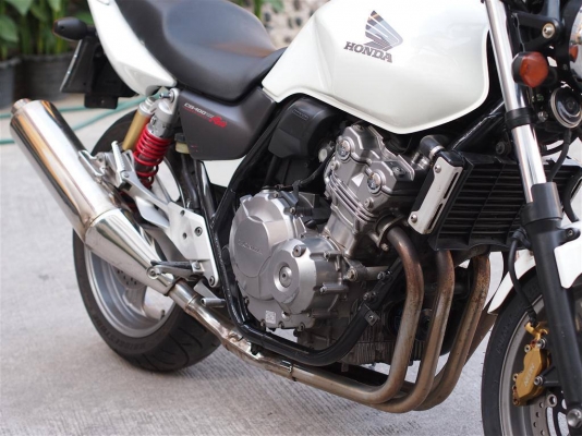 CB400 TEC4 ปี2009 ทะเบียนแท้โอนขนส่งทั่วประเทศ รับแลกรถยนต์ครับ ส่วนต่างตามตกลง
