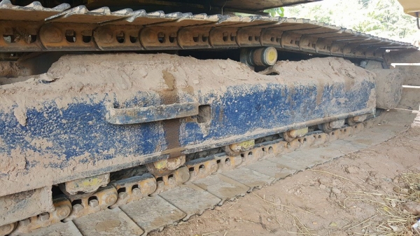 ขายรถขุดแม็คโค kobelco sk120-3มาร์คทรี เอวทำใหม่ ไฟฟ้าเต็ม เอกสารใบอินวอยซ์ โซ่ดี บูมสวย แอร์ครบ ปั๊มทำใหม่ ทำงานดีไม่โหลด