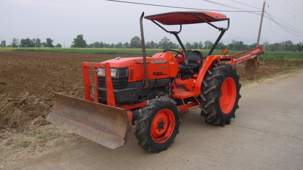 ขายKubota L4508 ใบดันพร้อมผาน 3 สภาพดีสมบูรณ์ สนใจติดต่อครับ